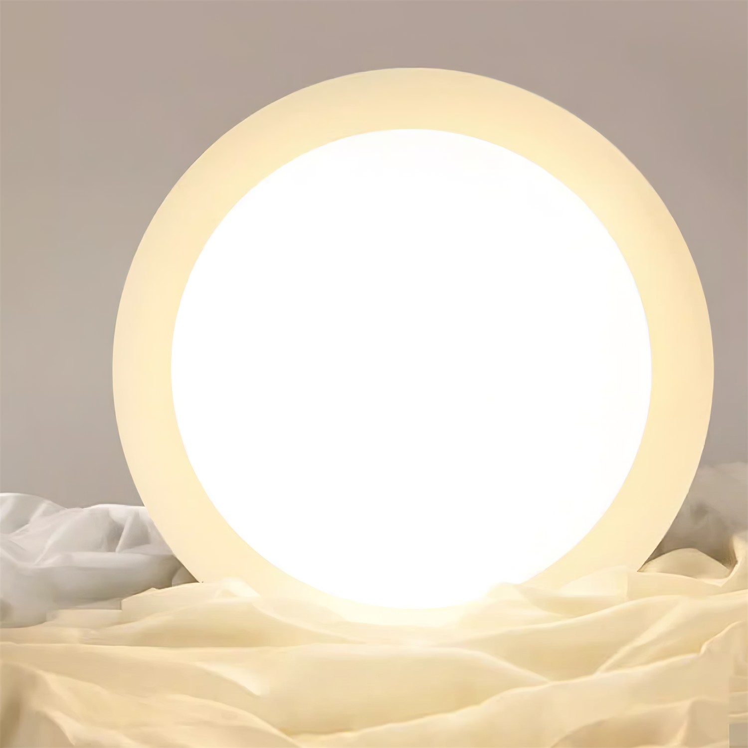 Crèmekleurige moderne plafondlamp HL632