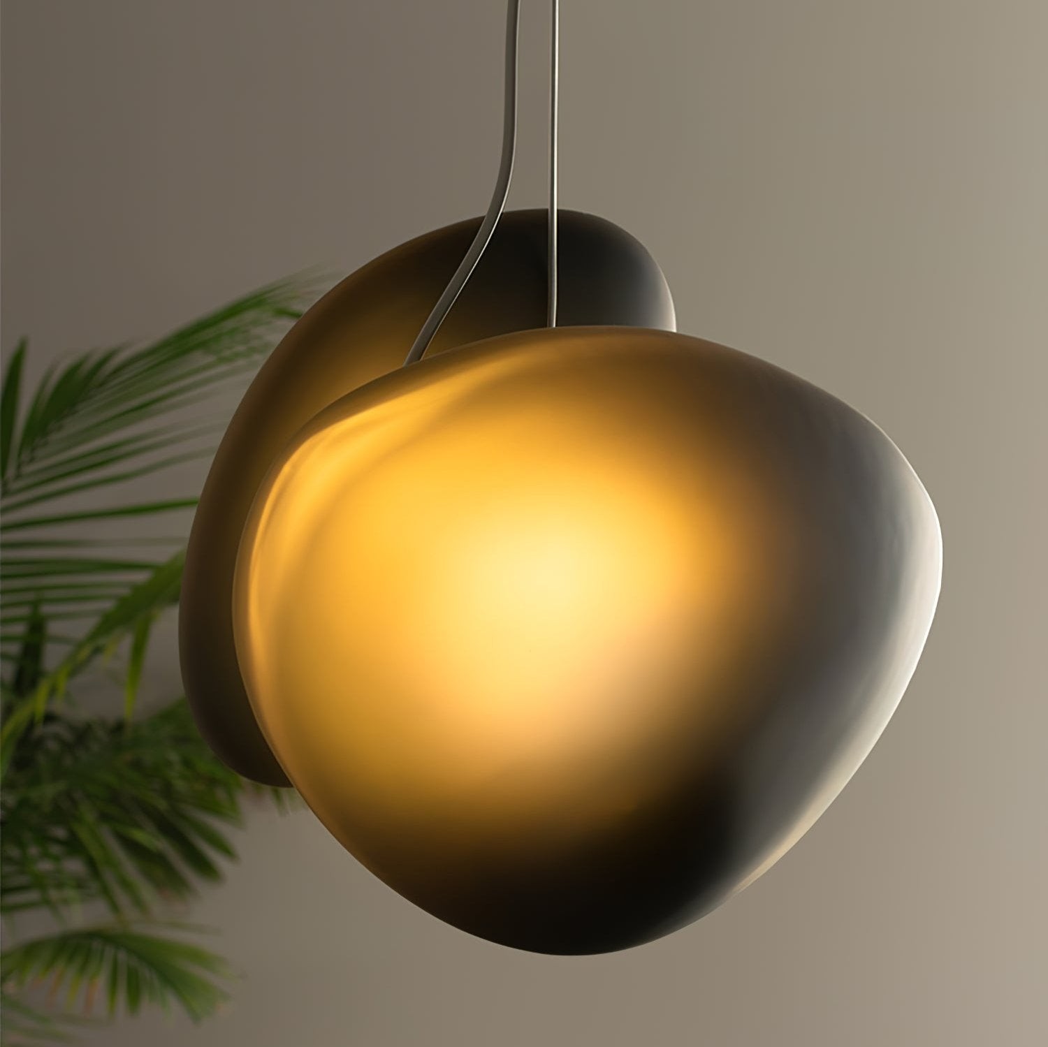 Doorschijnende hanglamp van matglas HL867
