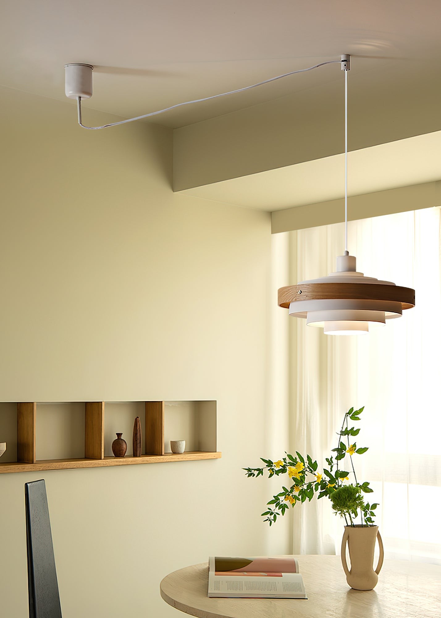 Vintage houten hanglamp met zwenkarm HL1086