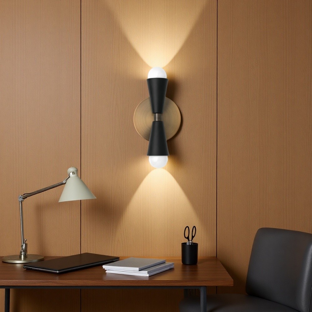 Rustieke messing wandlamp - kegelvormige striklamp voor boerderij HL1093