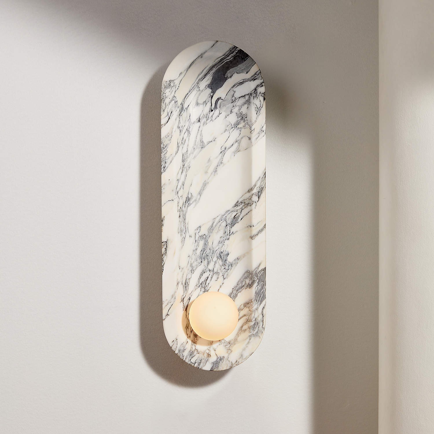Roxane marmeren wandlamp HL3207