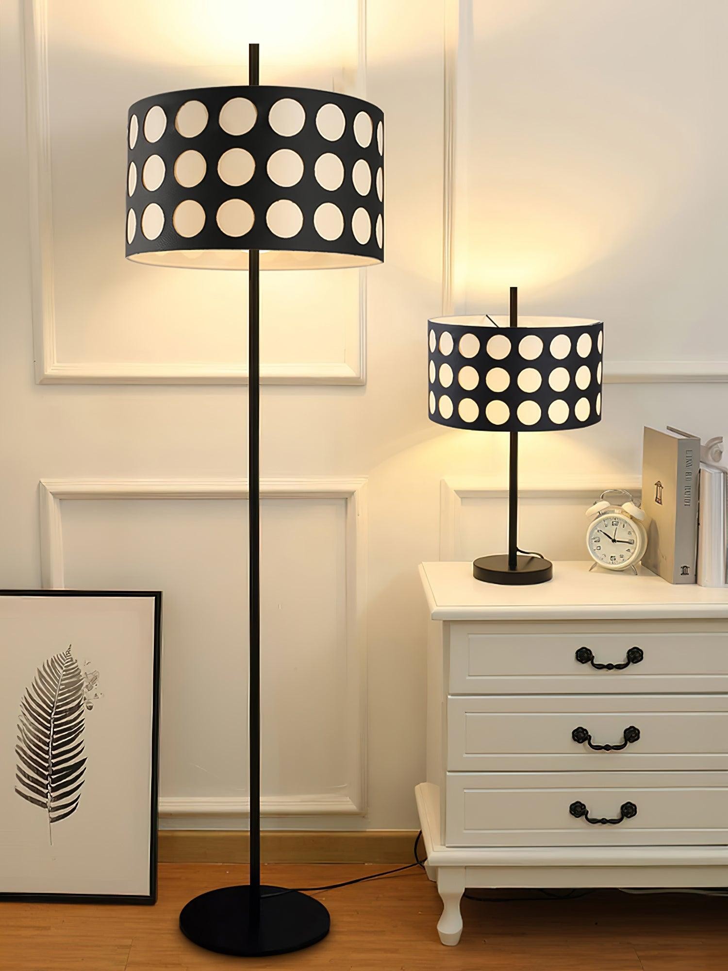 Moderne stoffen vloerlamp met stippenboog HL1119