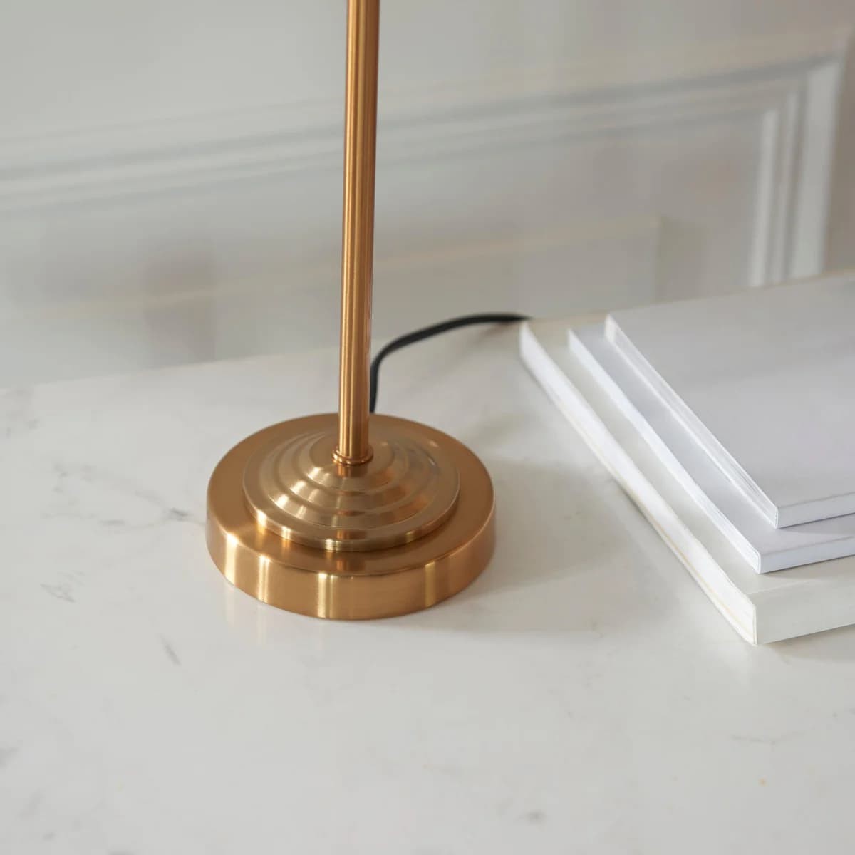 Tela 1-lichts en 3-lichts tafellamp - Modern linnen en metaal voor naast het bed of in de woonkamer HL2043