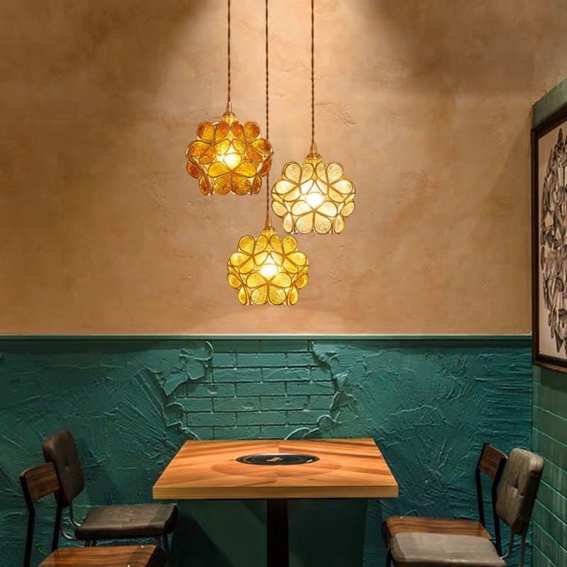 Romantische handgeblazen glazen bloemblad hanglamp HL47