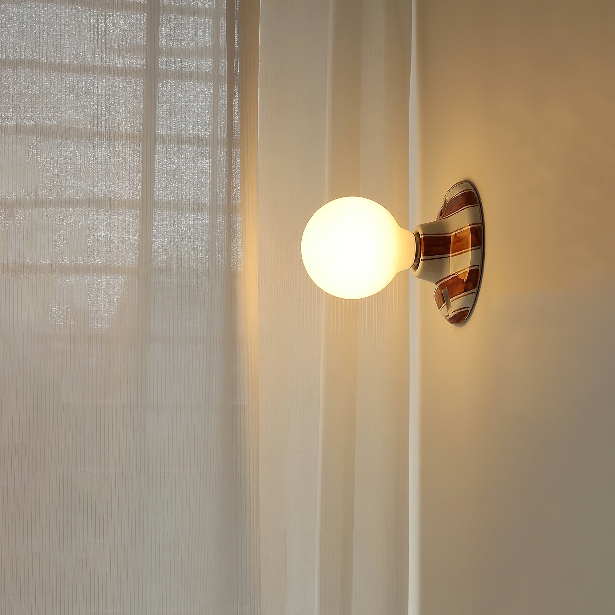 Ambrette wandlamp HL3275