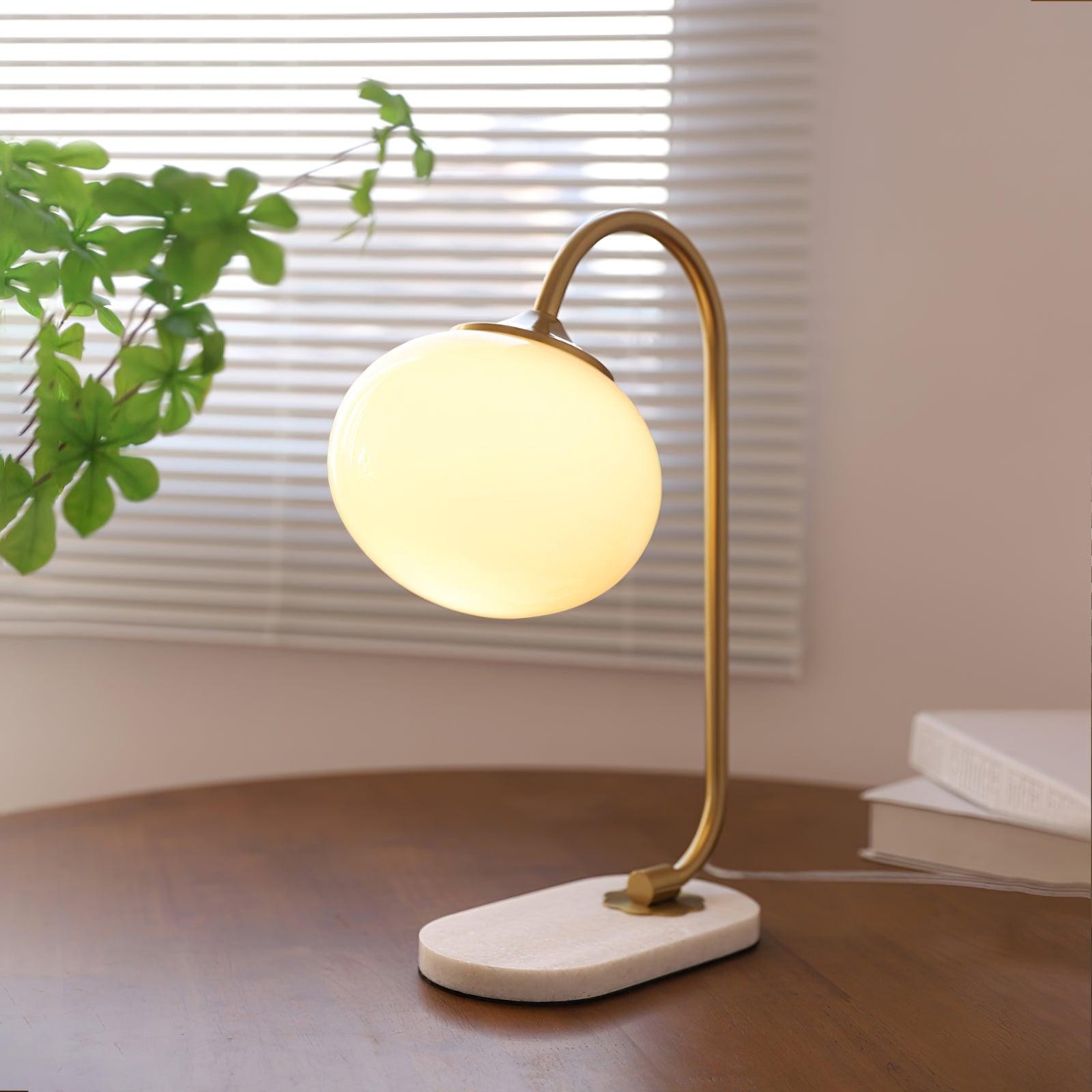 Scandinavische crèmekleurige bal tafellamp voor woonkamer HL597