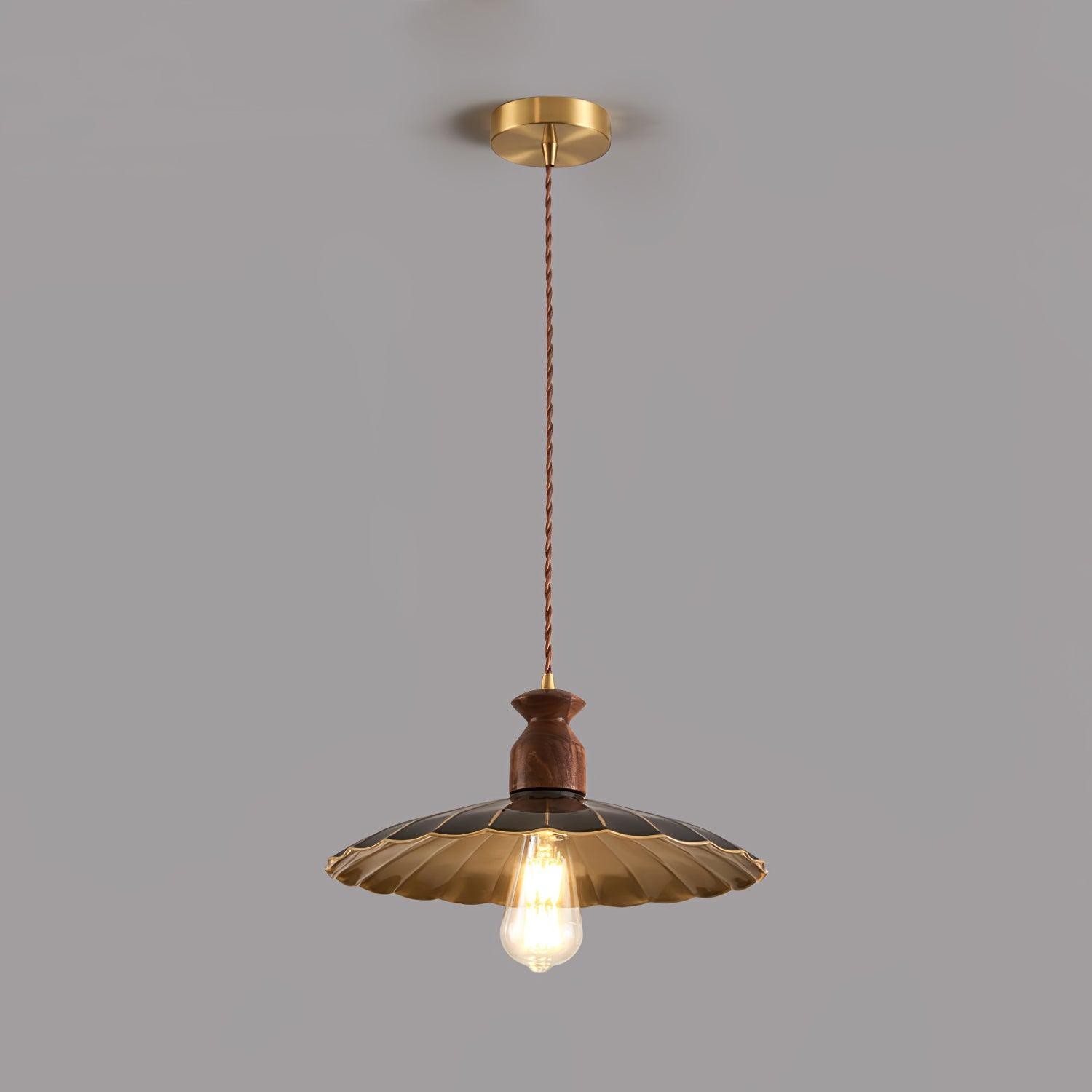 Hanglamp met messing wapenmotief HL2910
