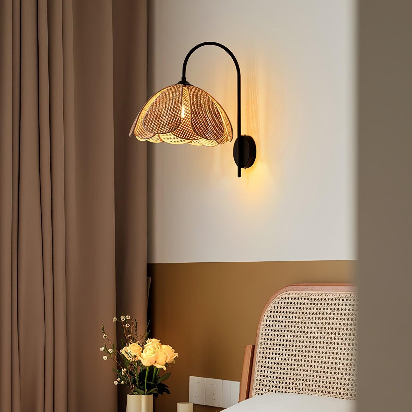 Rotan Bloemblaadje Wandlamp HL795