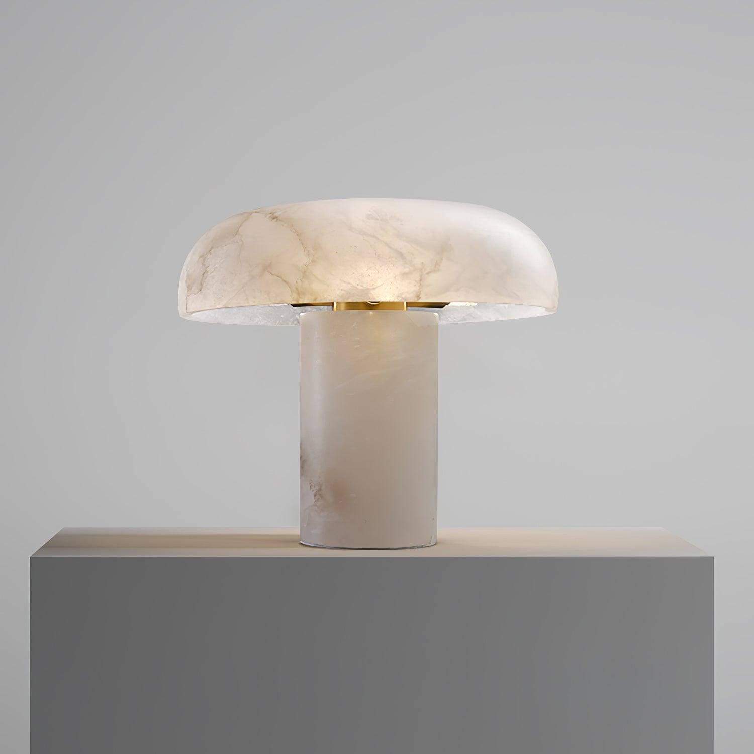 Creatieve minimalistische luxe albasten tafellamp voor slaapkamer HL677