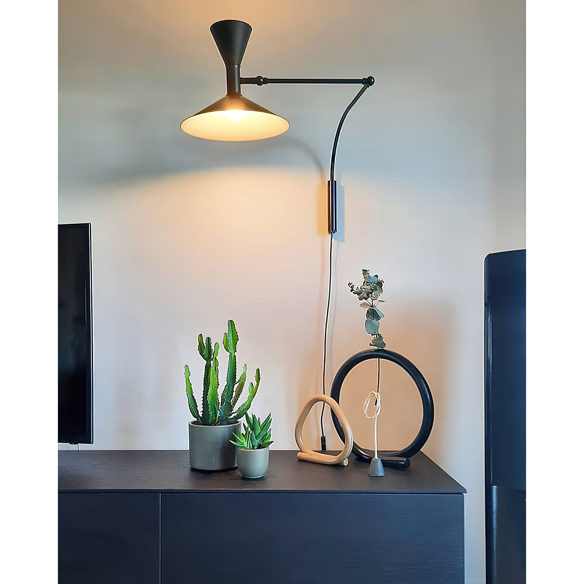 Marseille zwenkarm wandlamp met stekker HL3276