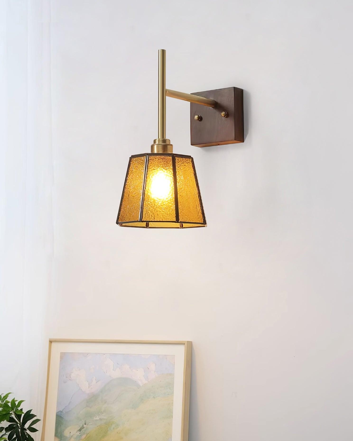 Vintage messing walnoot wandlamp HL843