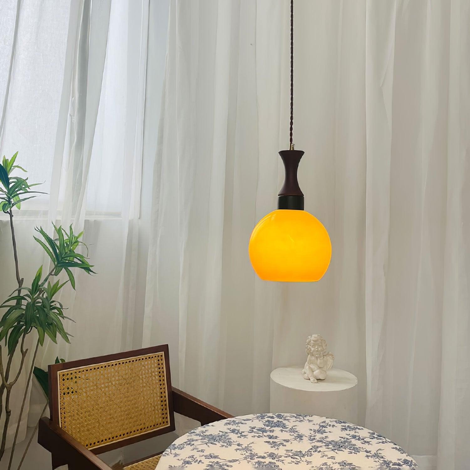 Bolvormige oranje praktische luxe hanglamp HL650