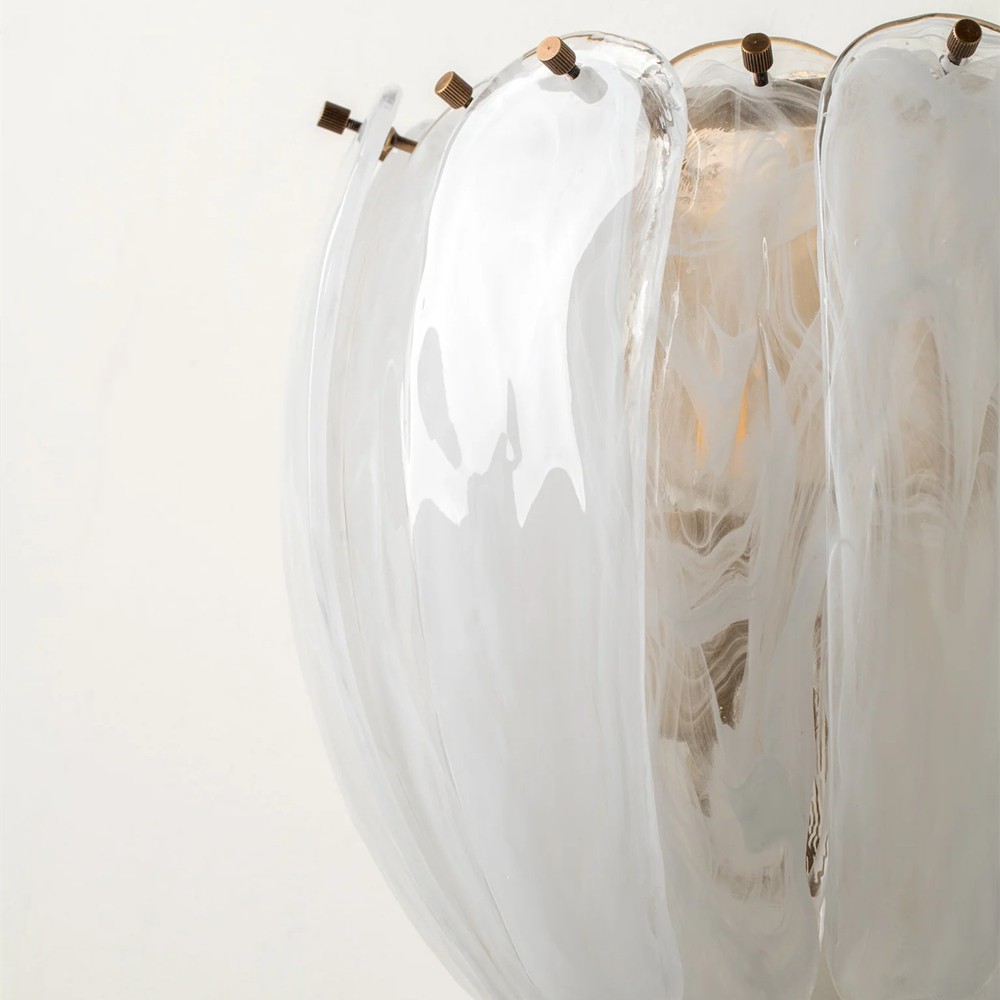 Velora Alabaste Tones gebogen glazen wandlamp - Sculpturaal elegant metalen detail voor slaapkamer of hal HL2520