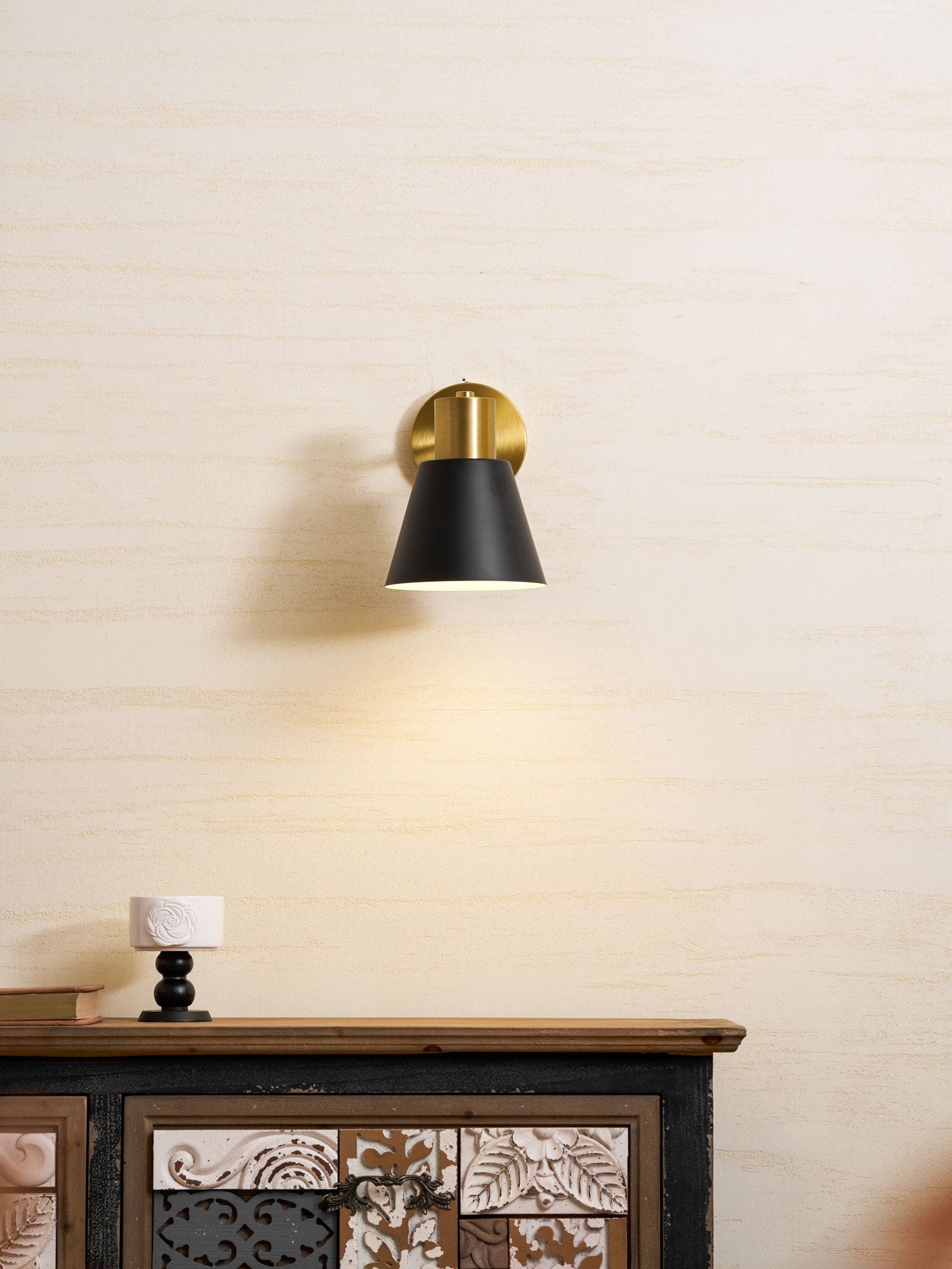 Verstelbare wandlamp met arm HL2926