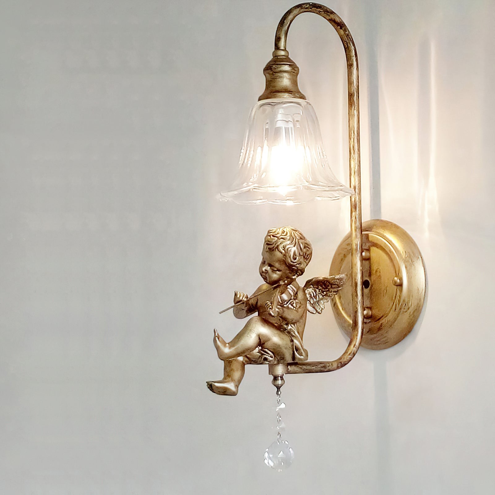 Kunstengel Wandlamp HL1133