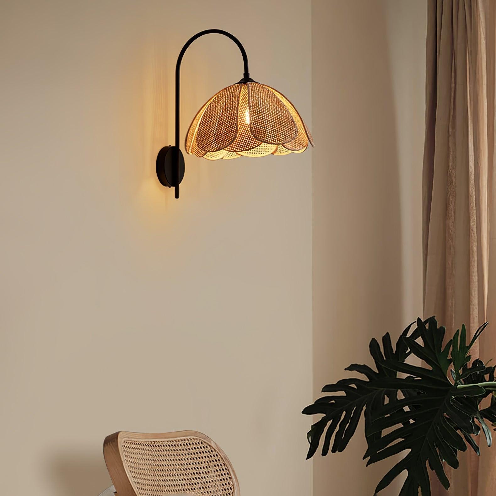Rotan Bloemblaadje Wandlamp HL795