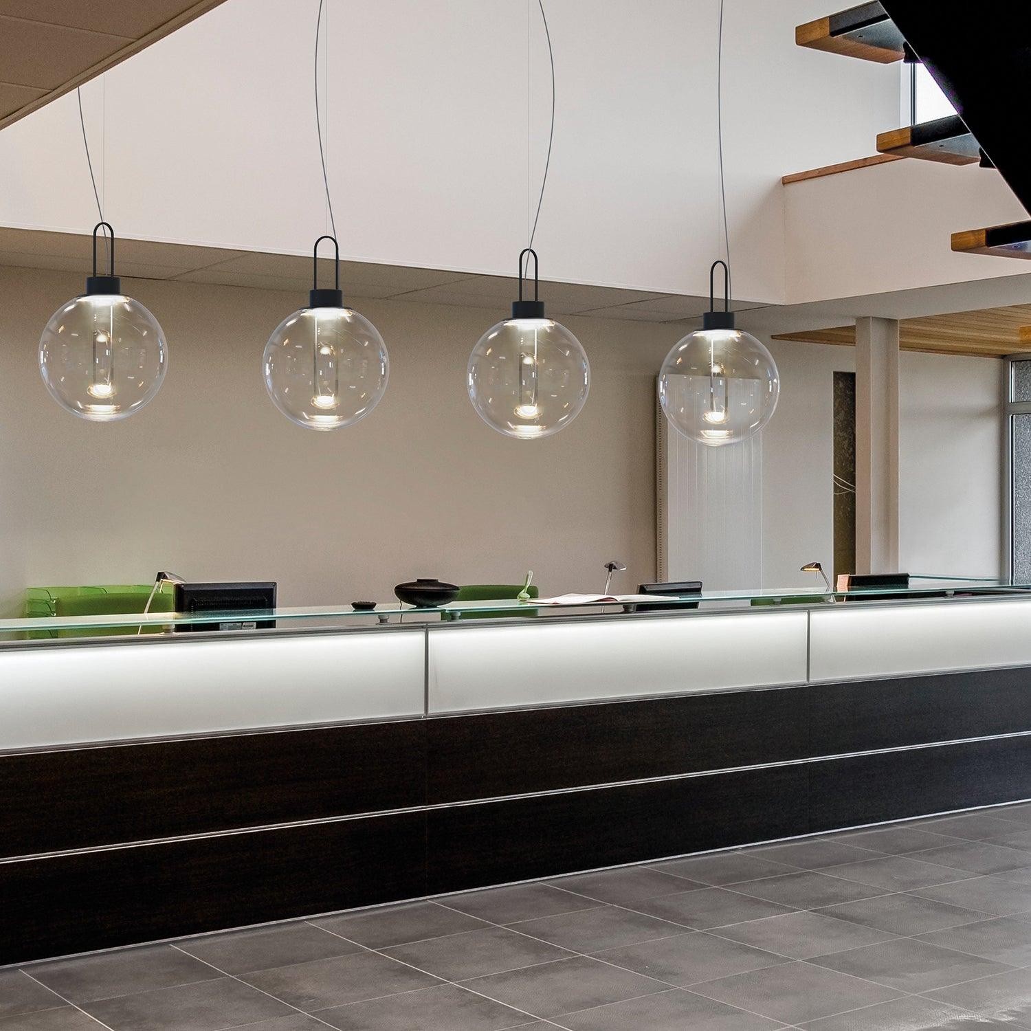 Hanglamp in bolvorm van helder glas HL651