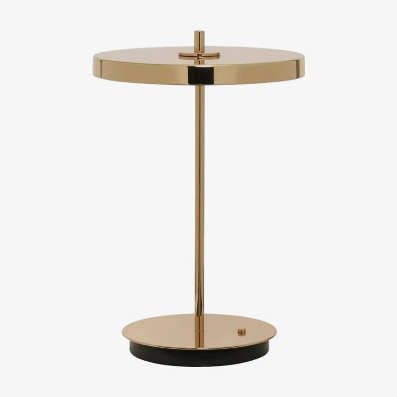 Astris Moderne Minimalistische Metalen Tafellamp met Zachte LED-verlichting voor Woonkamer en Kantoor HL2360