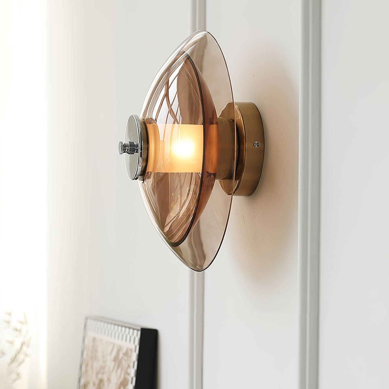 Vliegende Schotel Plug-in Wandlamp HL425