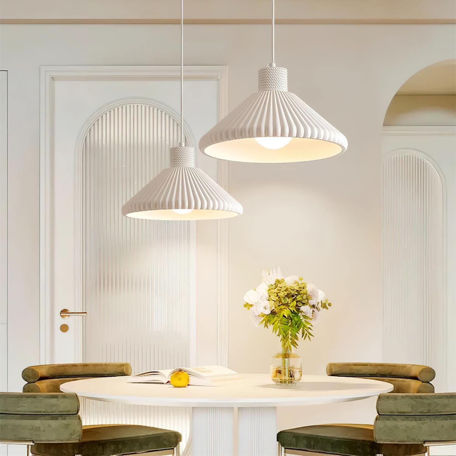 Crèmekleurige kegelvormige gestreepte hanglamp HL723