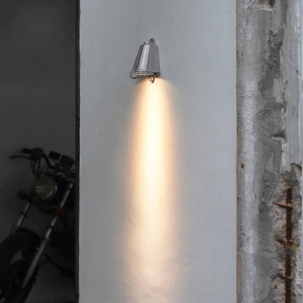 Industriële metalen klokvormige IP65 waterdichte buitenwandlamp HL3429