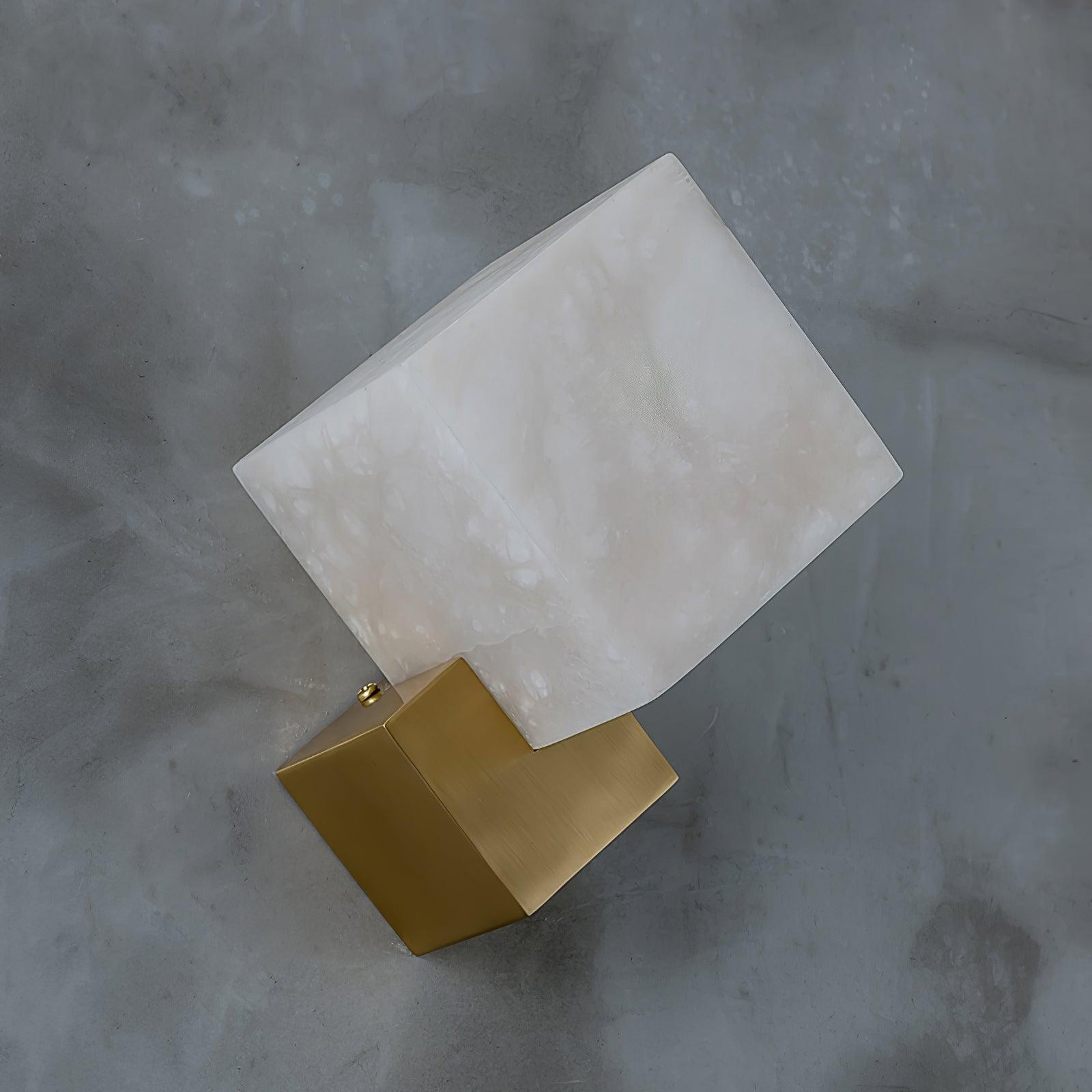 Blokvormige alabaster wandlamp HL2940