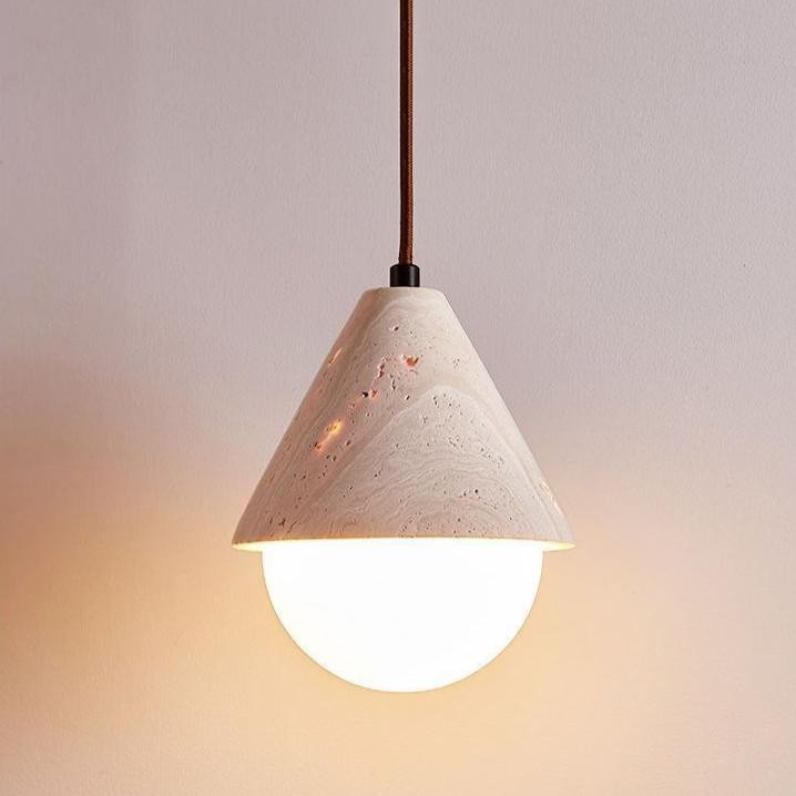 Hanglamp HL3449 van geel travertijn met crèmekleurige afwerking