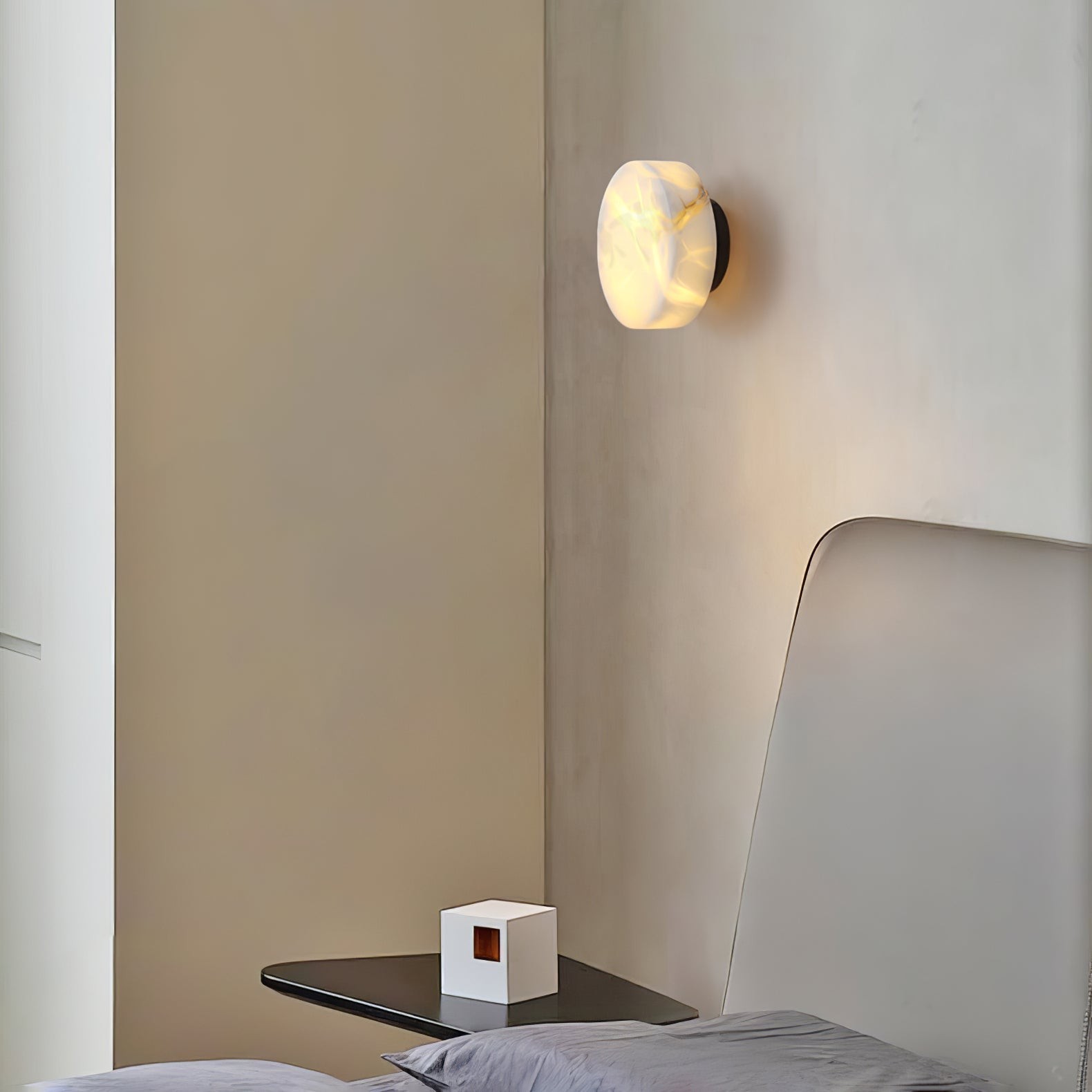 Cilindrische albasten wandlamp HL2952