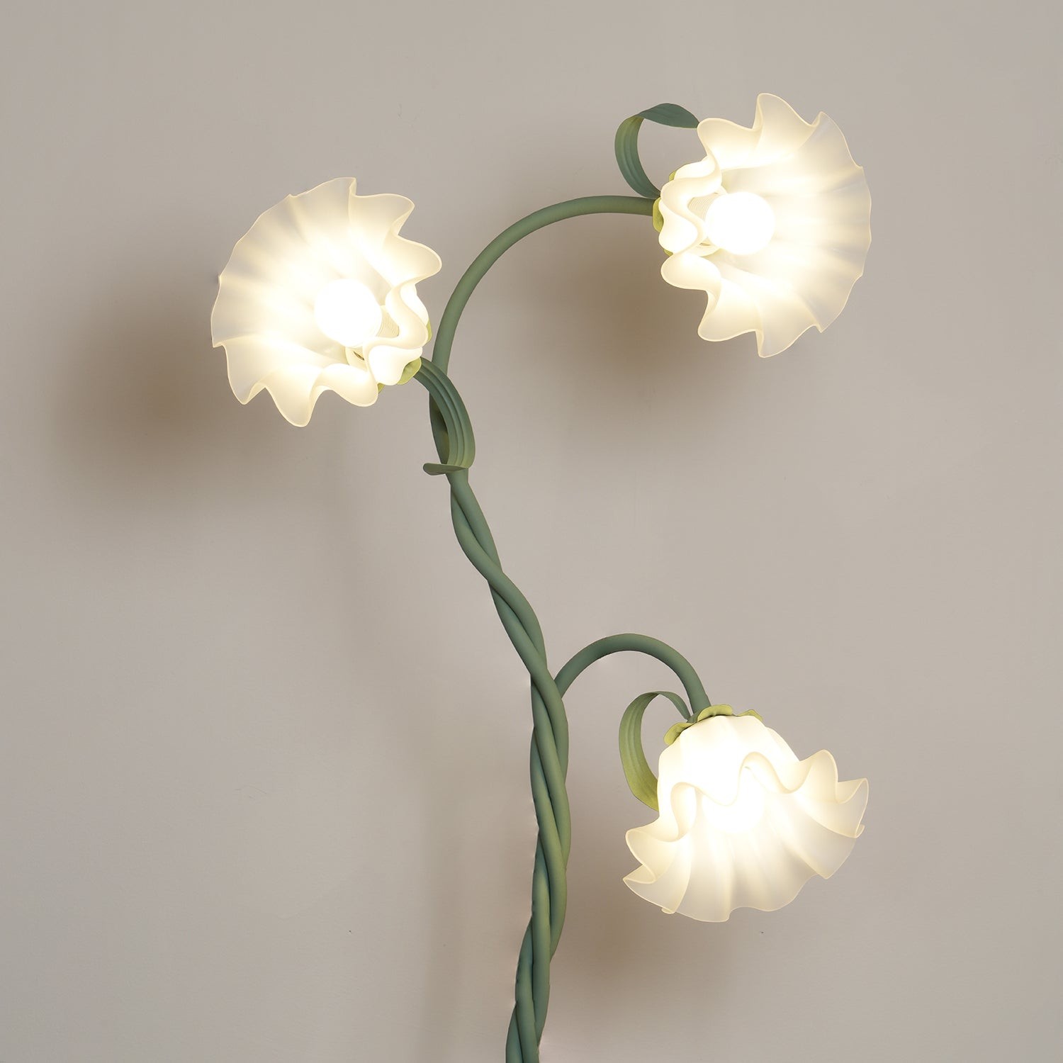 Creatieve multi-kops wikkelbloemvormige vloerlamp HL403