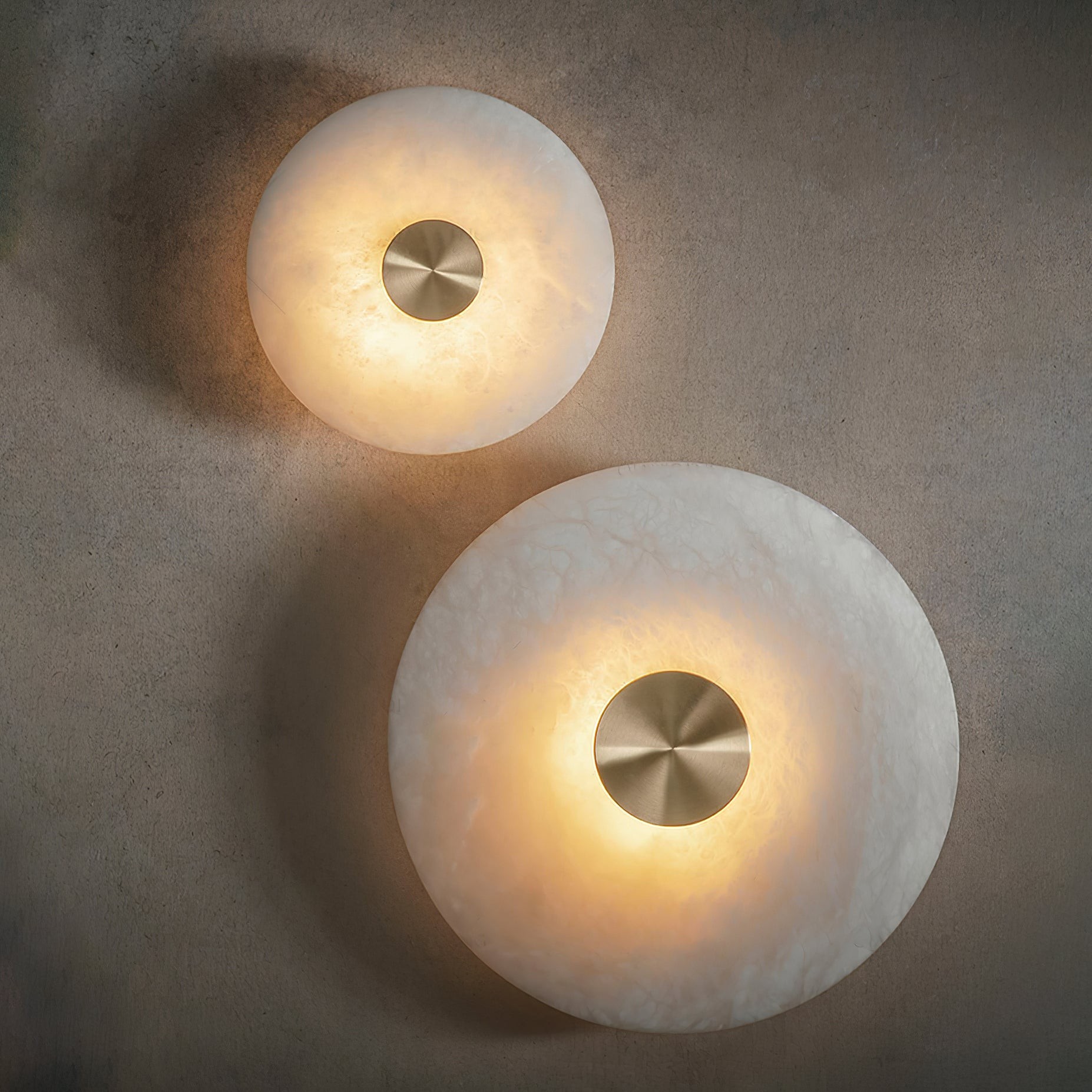 Schijfvormige albasten wandlamp HL464