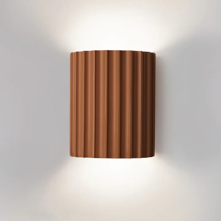 Moderne geribbelde hars gecanneleerde wandlamp HL185