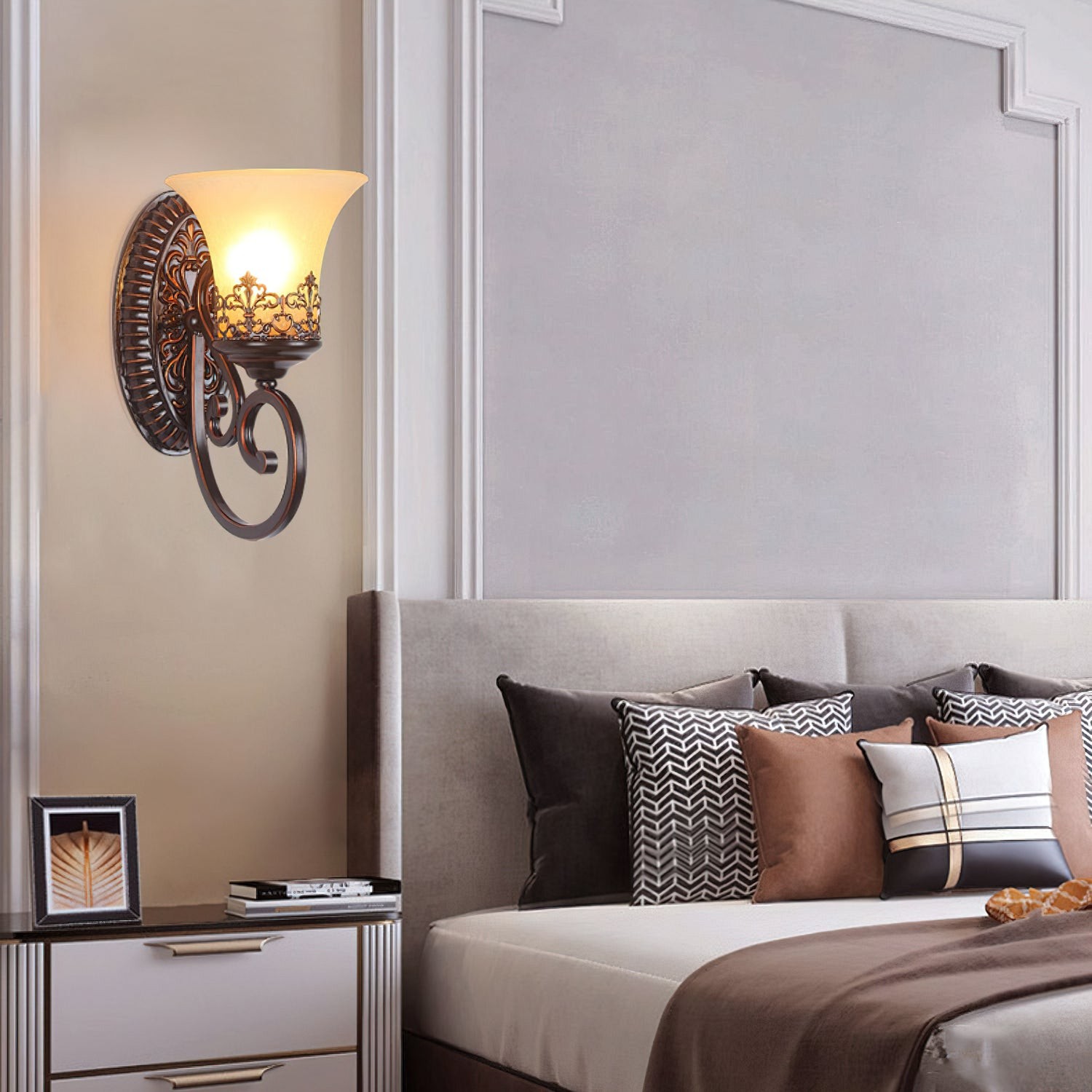 Grote Zwarte Baard Wandlamp HL1159