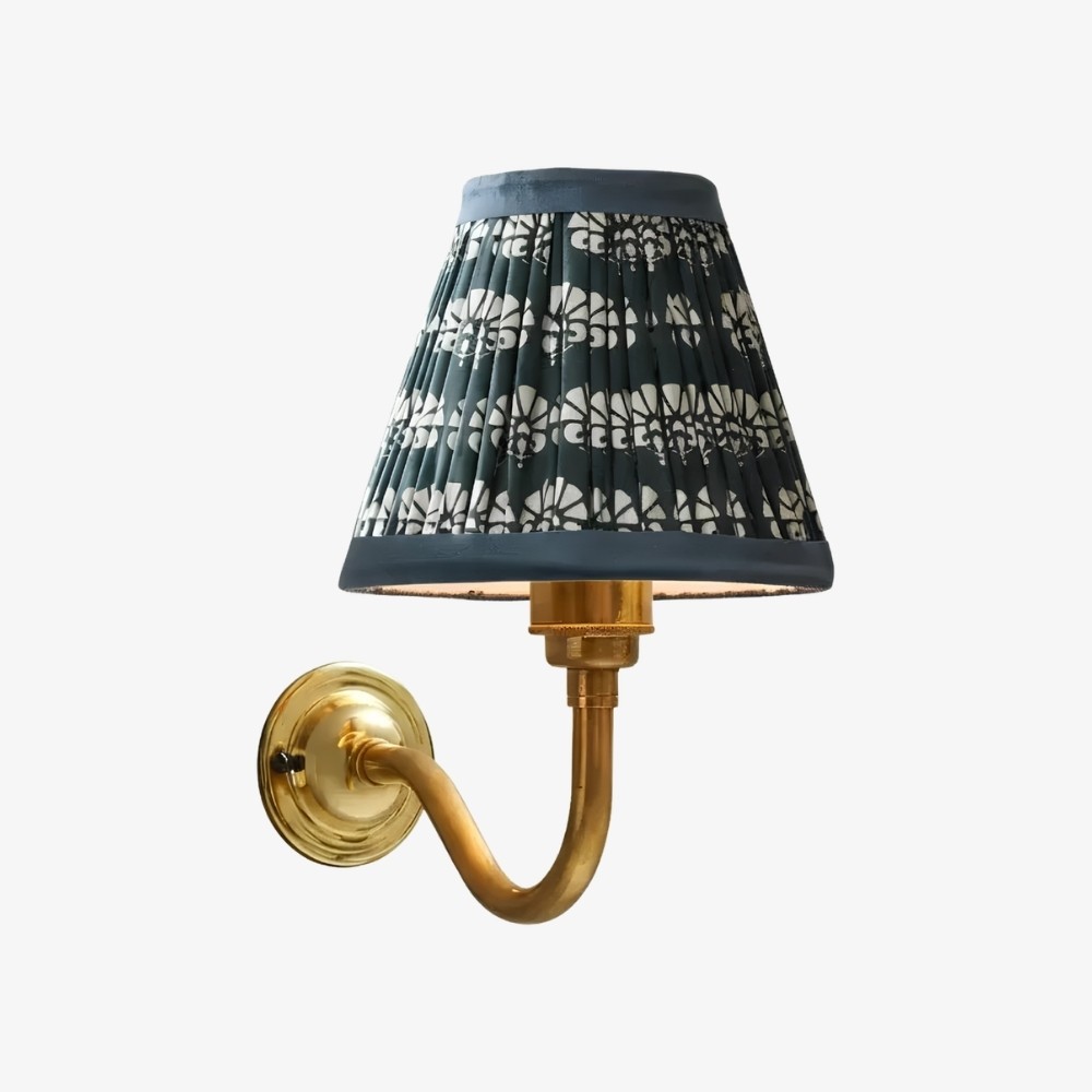 Vintage Cottaloy wandlamp met gebogen arm en stoffen bekleding voor de woonkamer of slaapkamer HL3579