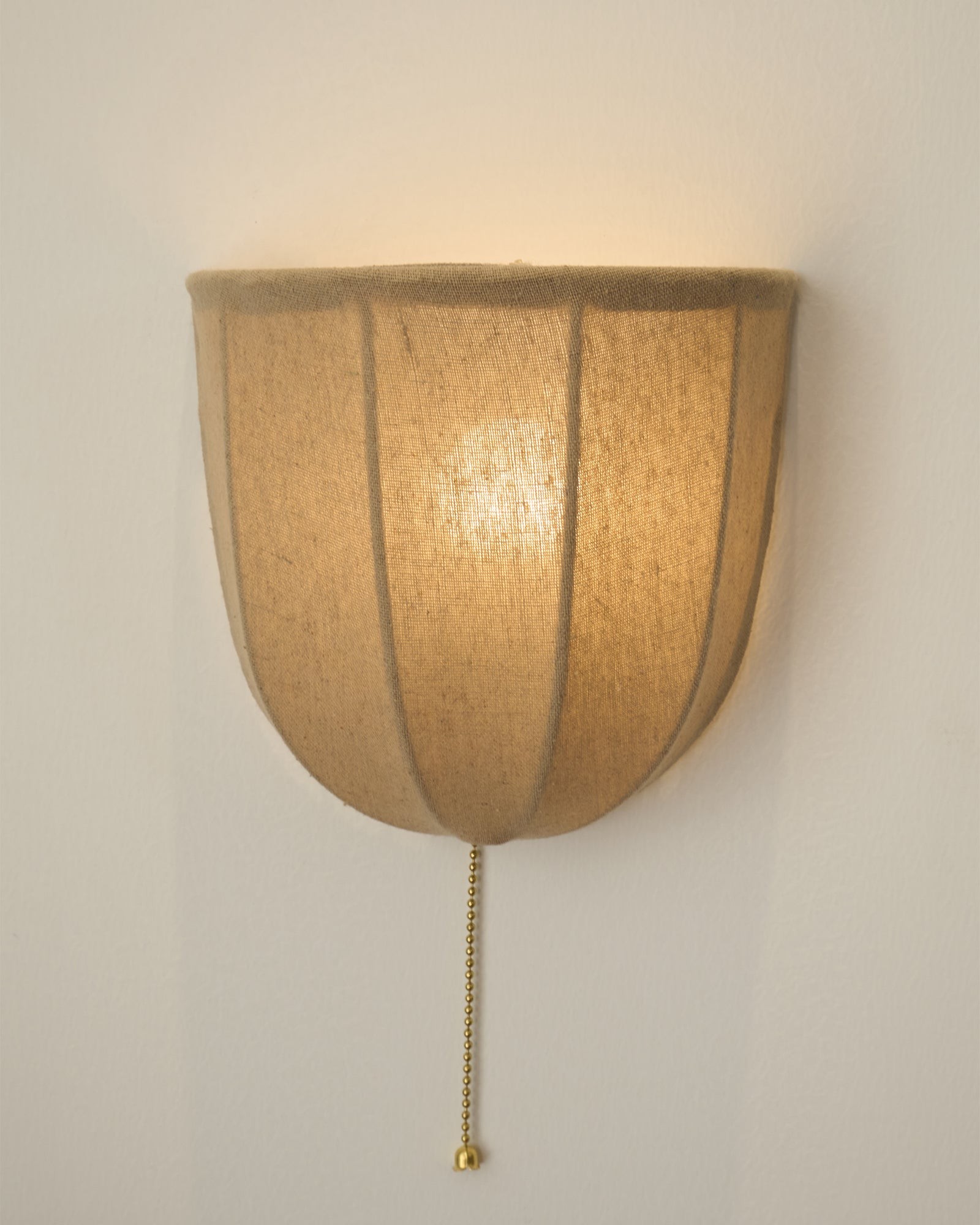 Fablune linnen wandlamp - moderne wandlamp met stoffen kap en textuur voor de woonkamer HL1134