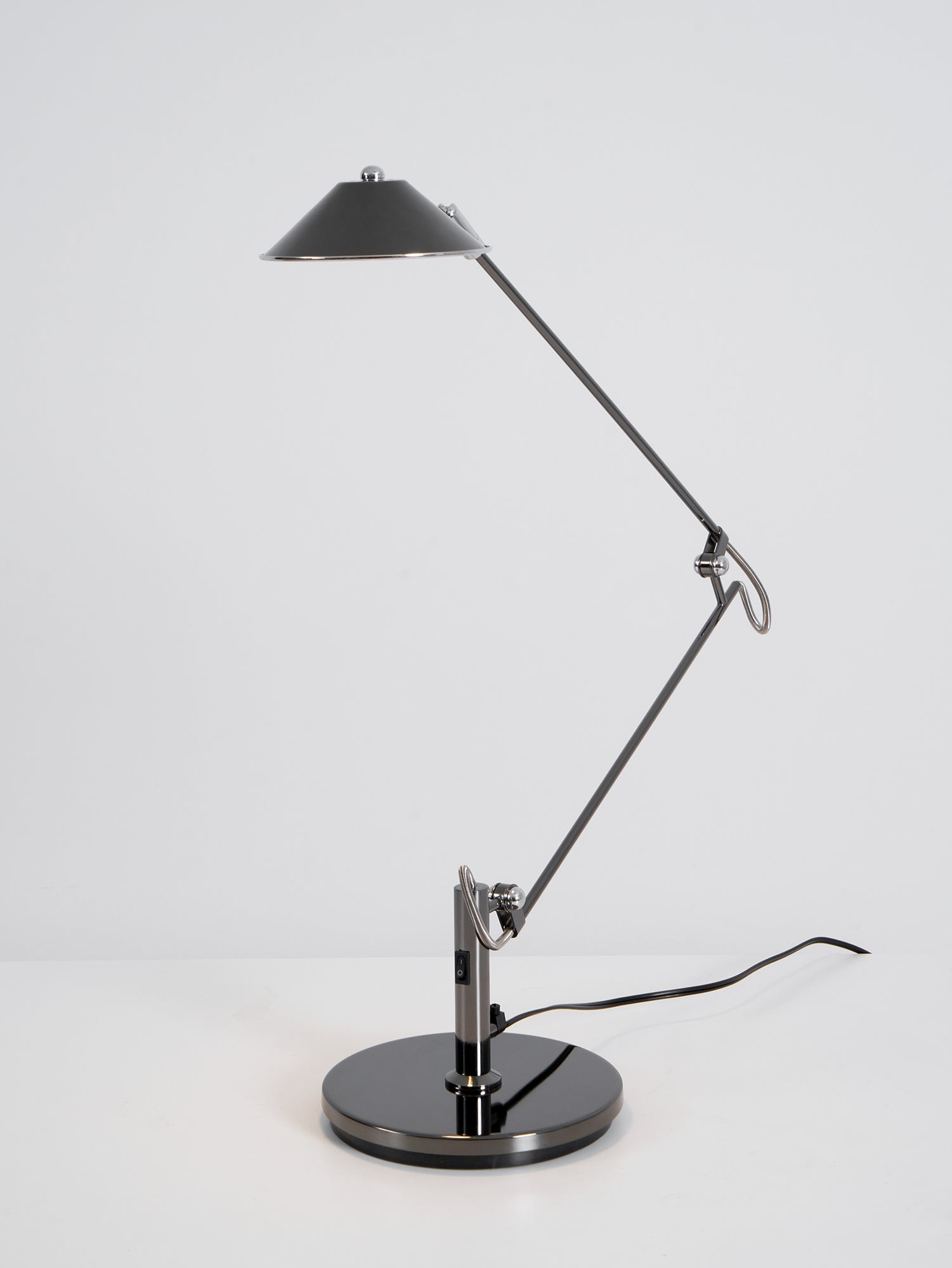 Verstelbare zwarte bureaulamp HL2925