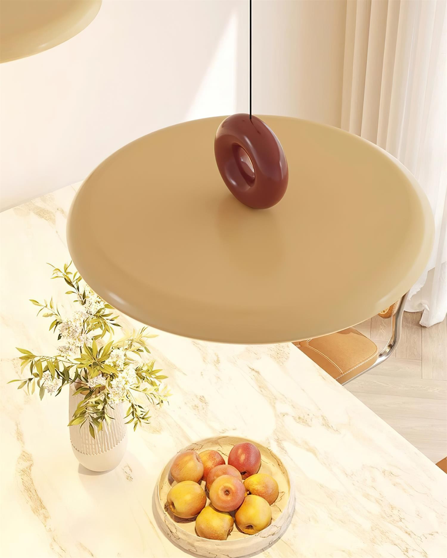 Crèmekleurige verticale vliegende schotel hanglamp HL469