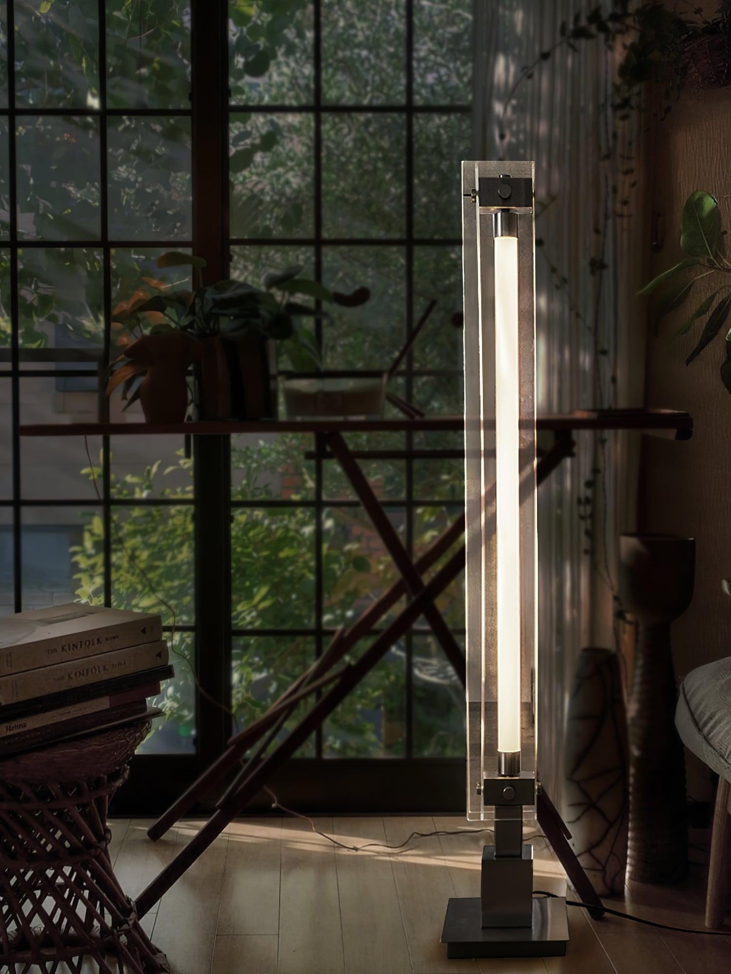 Minimalistische glazen vloerlamp in industriële stijl HL968