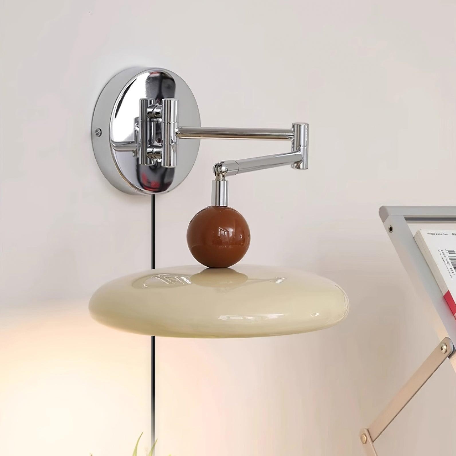 Wandlamp met draaibare arm voor aan het bed HL605