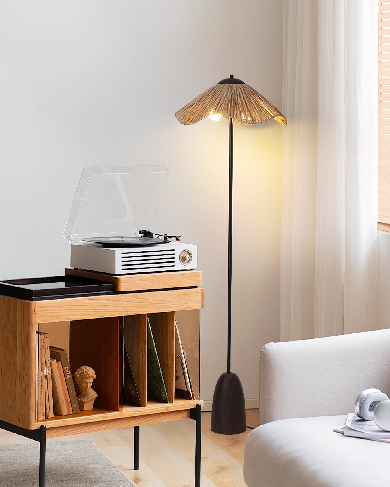 Retro strohoed vloerlamp HL1184