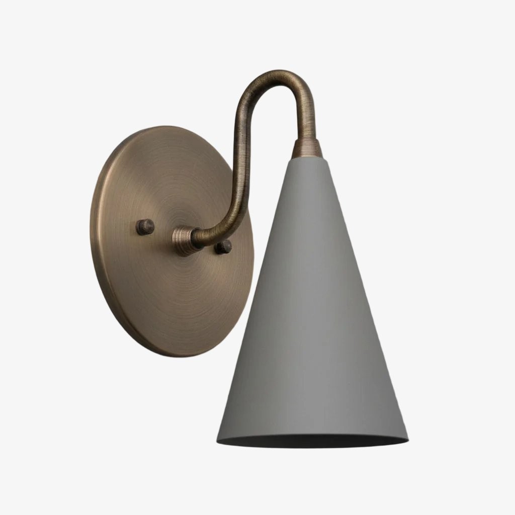 Curva metalen kegelvormige wandlamp - Vintage messing wandlamp voor hal of trappenhuis HL1967