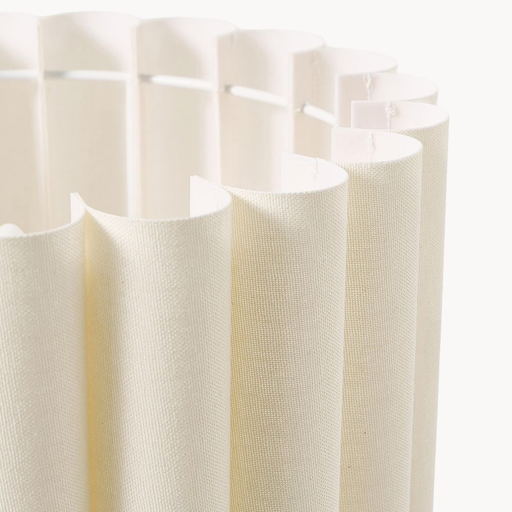 Velura tafellamp - Beige linnen kap in lichtbeige HL2269