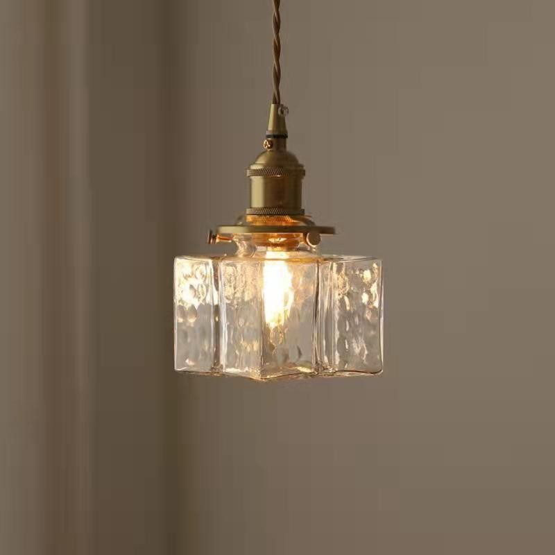 Traditionele vintage vierkante rechthoekige hanglamp met 1 lichtpunt van geribbeld glas en ijzer voor de woonkamer HL1415