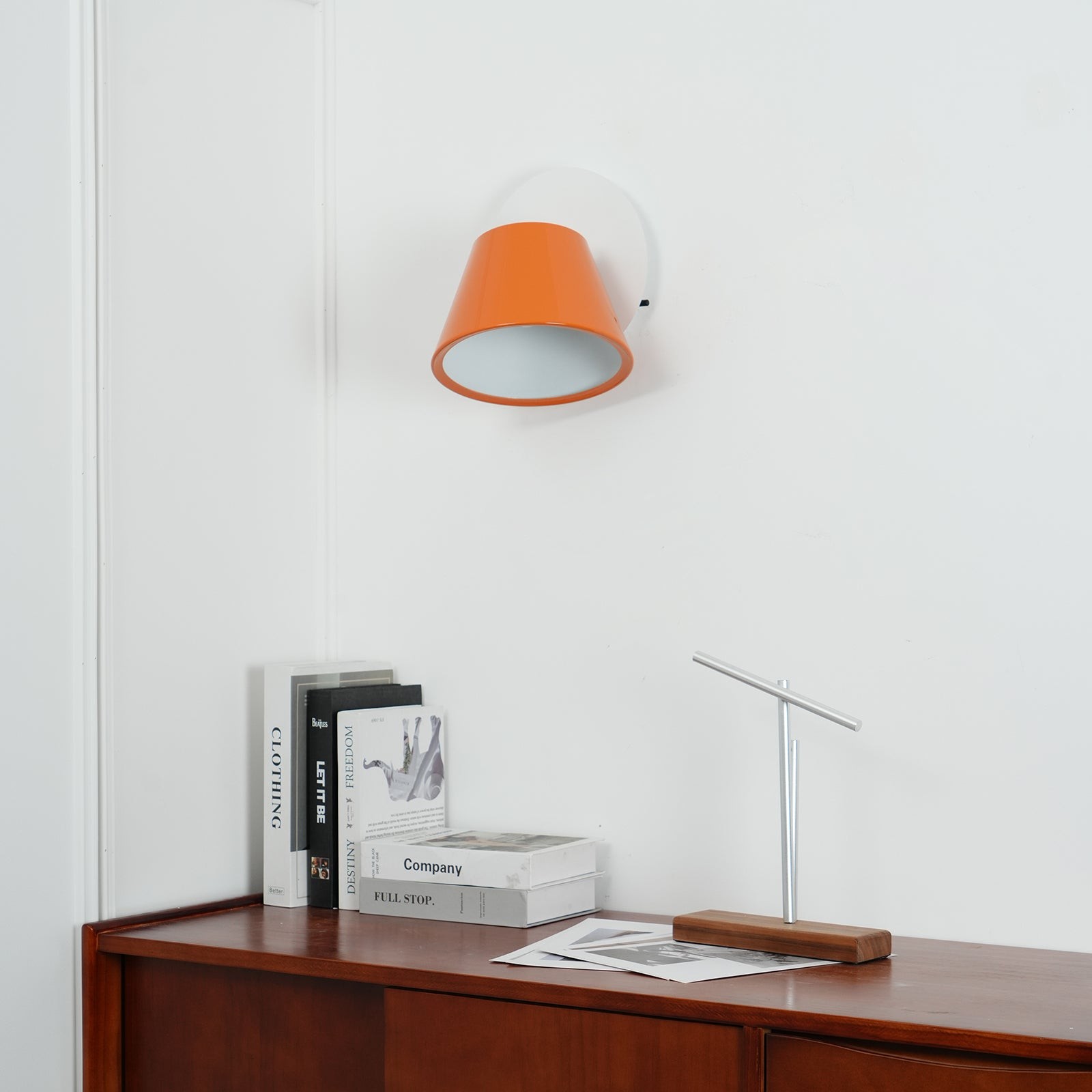 Eenvoudige leeslamp voor aan het bed in de slaapkamer HL478