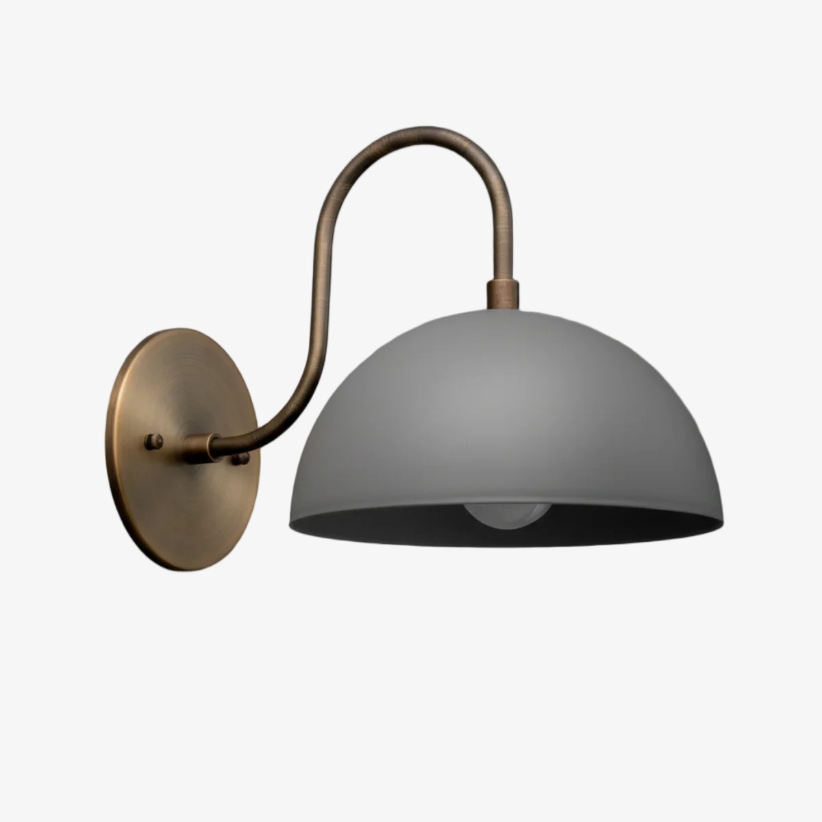Curva Metalen Industriële Wandlamp - Gebogen Messing Arm - Gehamerde Koepellamp HL1770