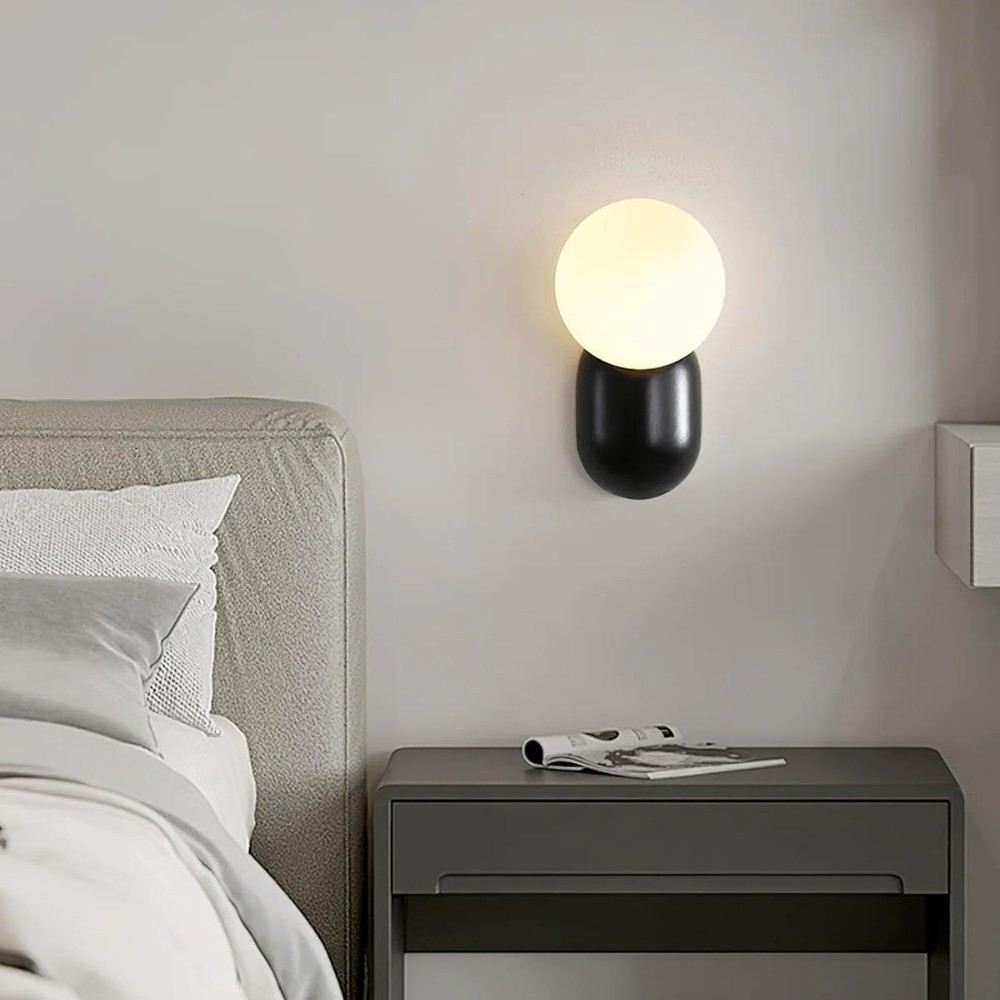 Luma Nordic glazen bolvormige wandlamp HL3337