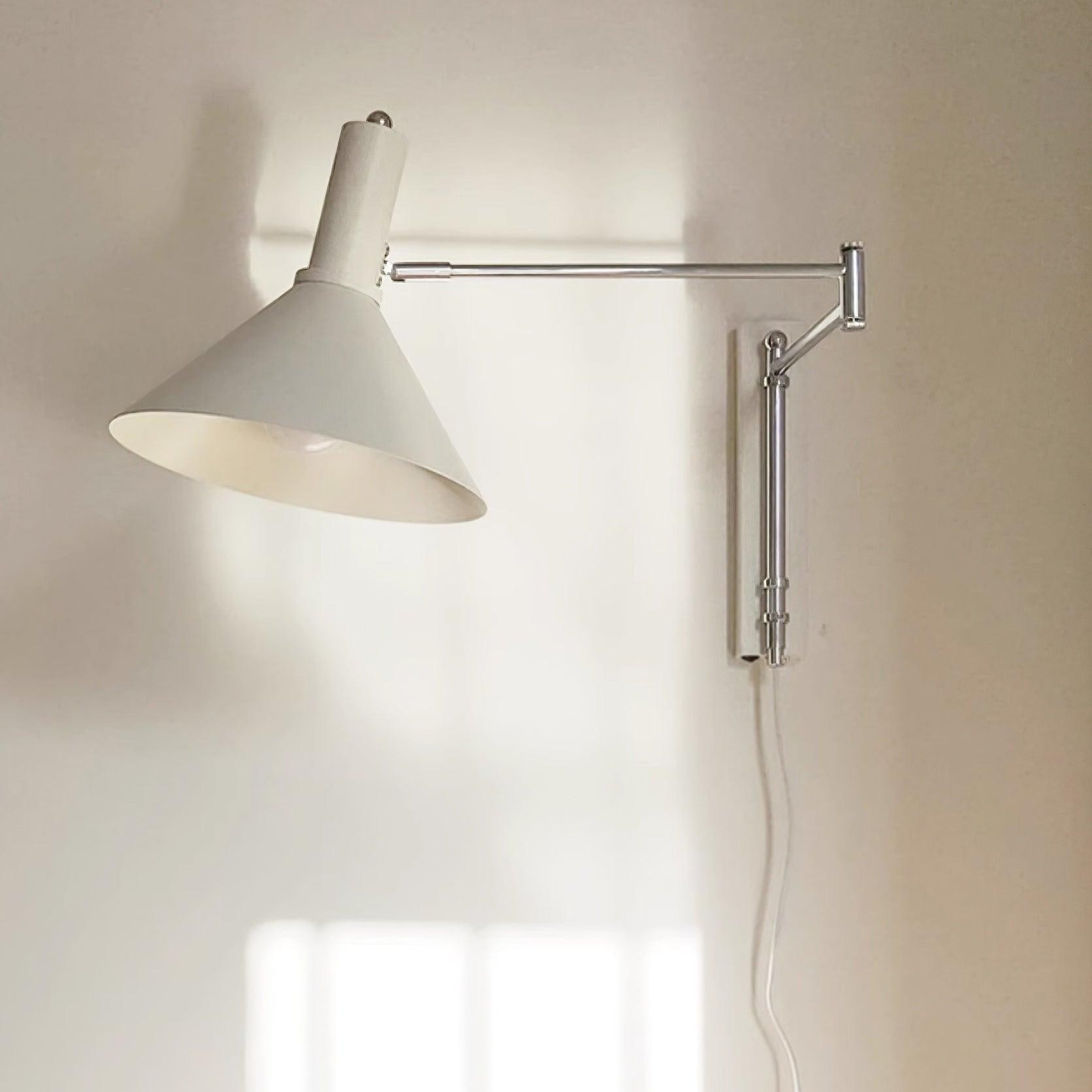 Klassieke moderne verstelbare leeslamp met zwenkarm HL630