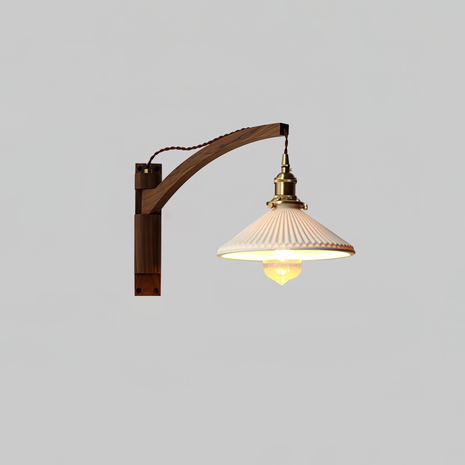 Walnoot Taps Toelopende Geribbelde Keramische Zwenkarm Wandlamp HL1077