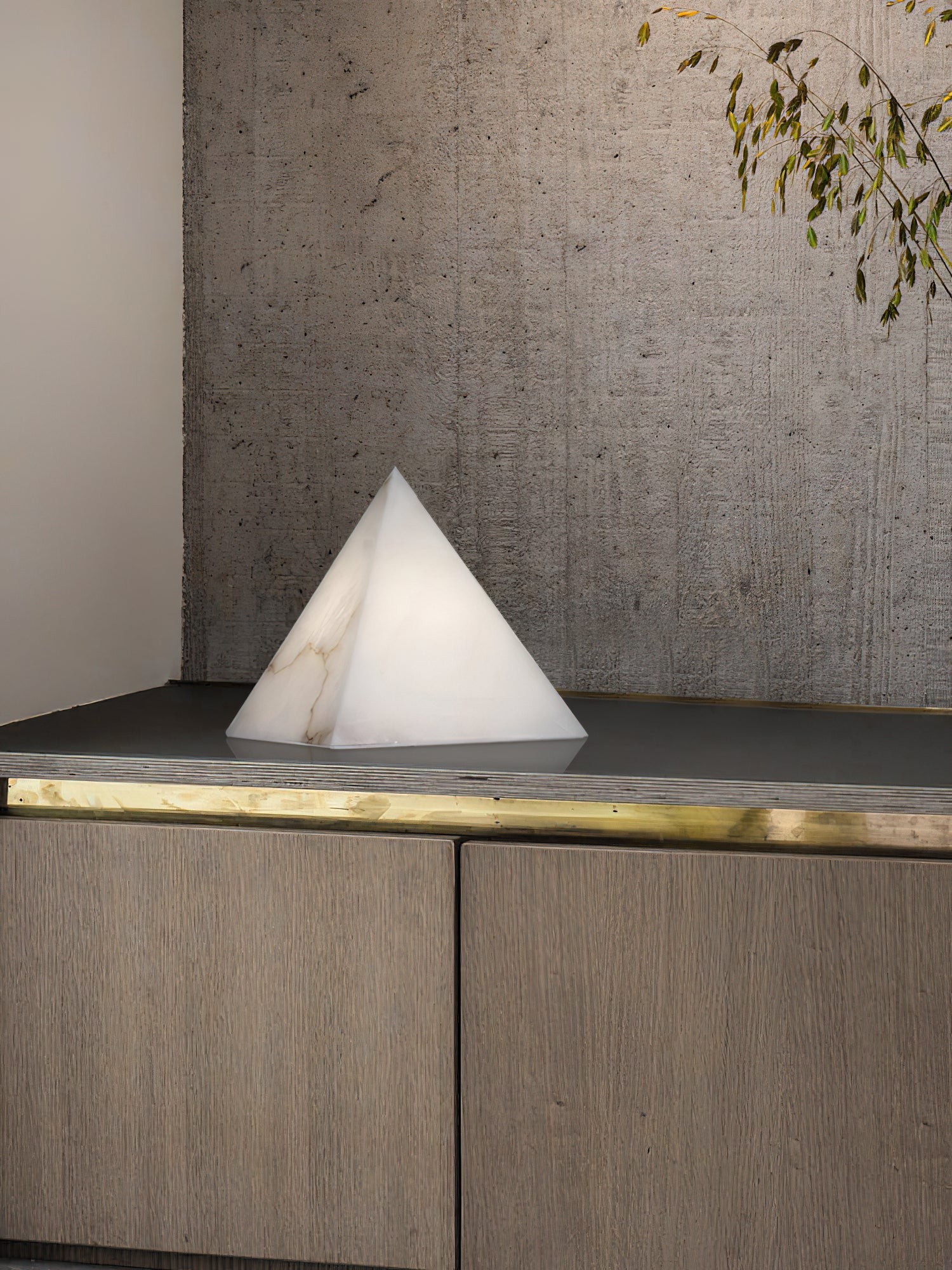 Albasten piramide tafellamp HL2981