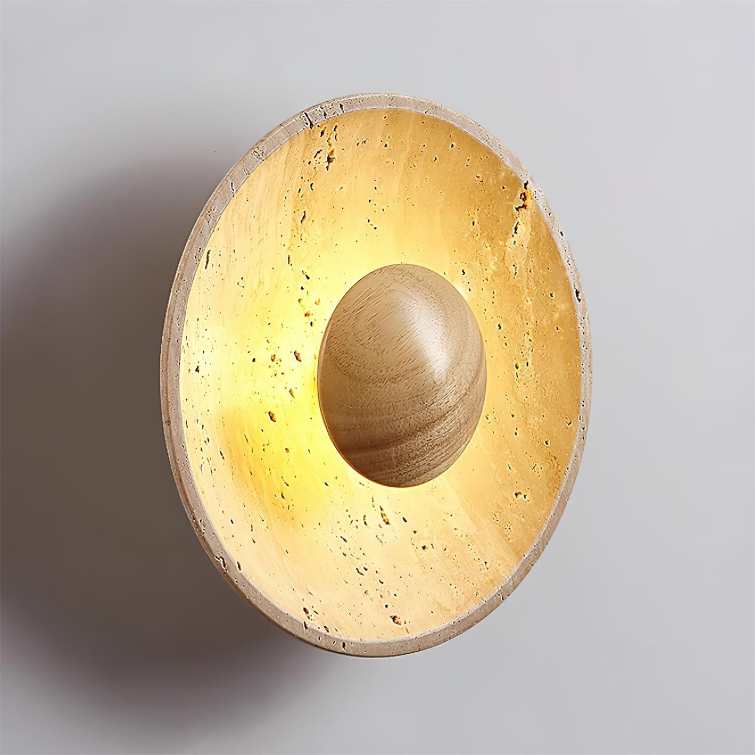 Crèmekleurige houten bolvormige wandlamp HL562
