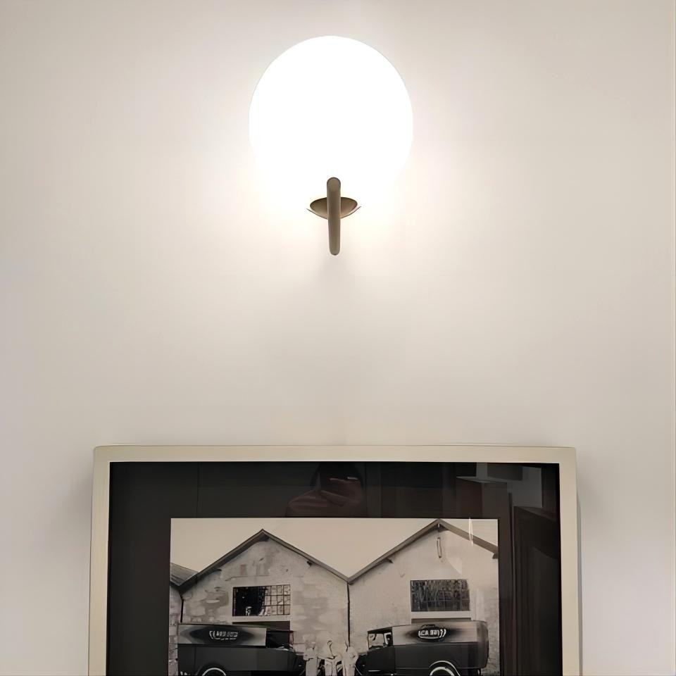 Iscalia Glazen Bal Wandlamp
